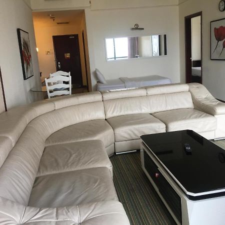 Sabah Suites At Times Square Kl Куала Лумпур Екстериор снимка
