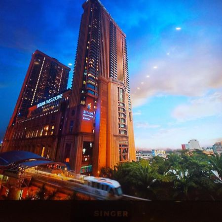 Sabah Suites At Times Square Kl Куала Лумпур Екстериор снимка