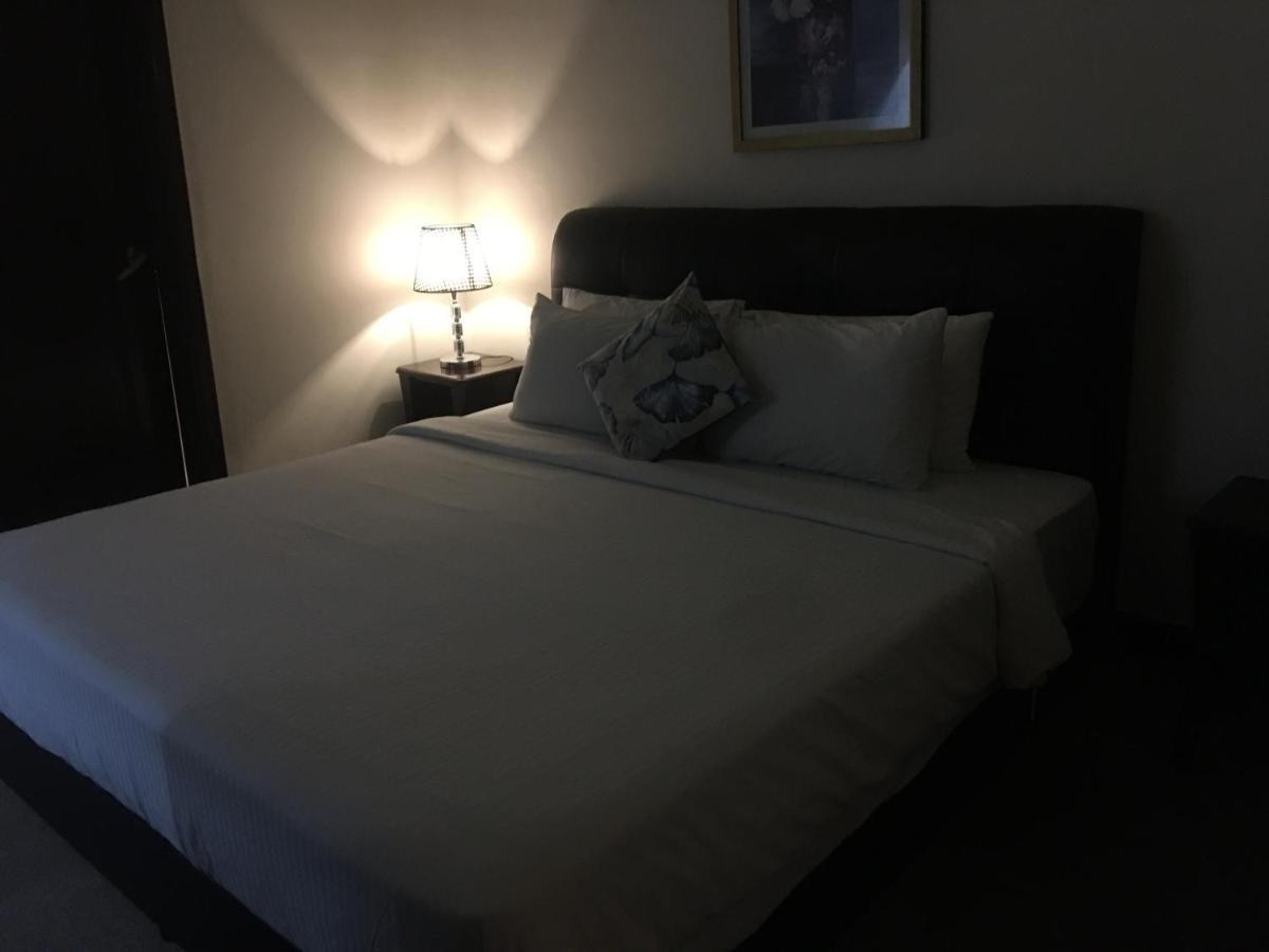Sabah Suites At Times Square Kl Куала Лумпур Екстериор снимка