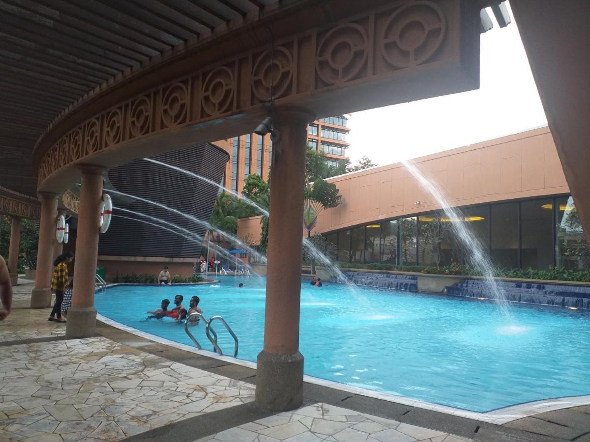 Sabah Suites At Times Square Kl Куала Лумпур Екстериор снимка