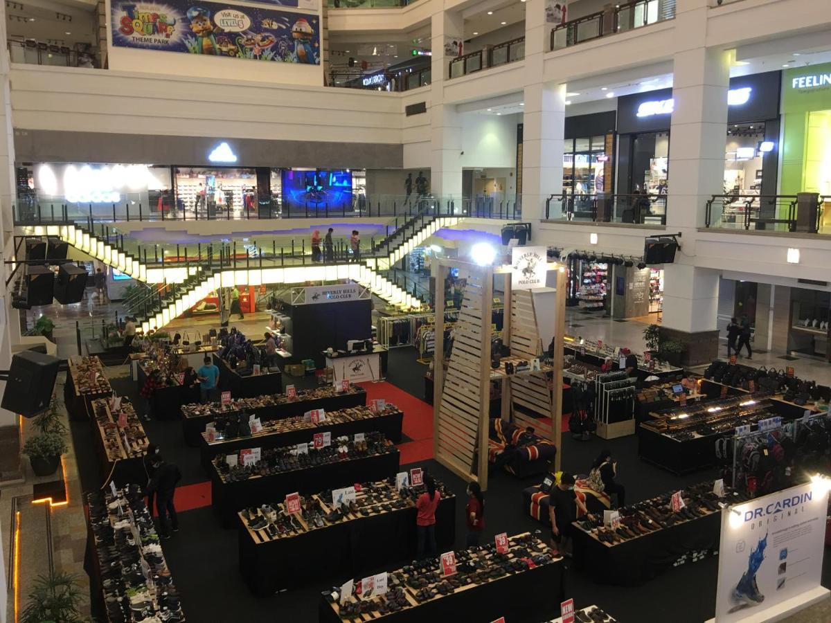 Sabah Suites At Times Square Kl Куала Лумпур Екстериор снимка
