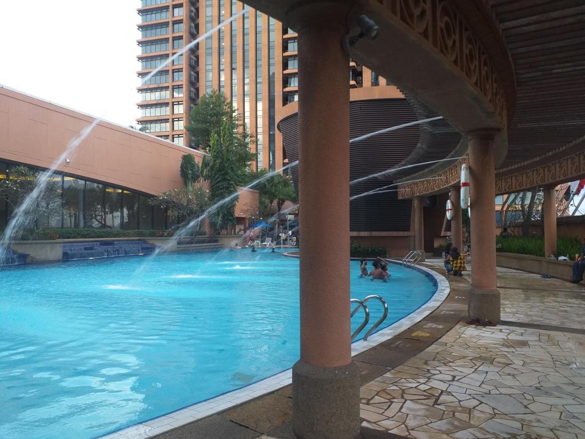 Sabah Suites At Times Square Kl Куала Лумпур Екстериор снимка