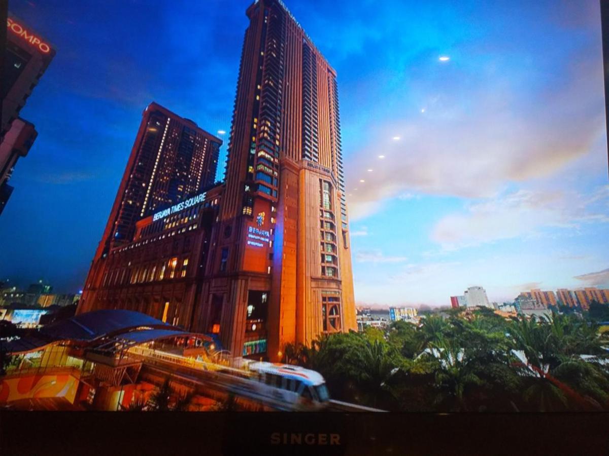 Sabah Suites At Times Square Kl Куала Лумпур Екстериор снимка